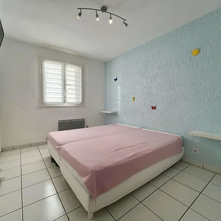 Apartment Climatise A Cavalaire-sur-mer, 2 Pieces, Parking Prive, Proche Plages Et Commerces - Fr-1-226b-181 *